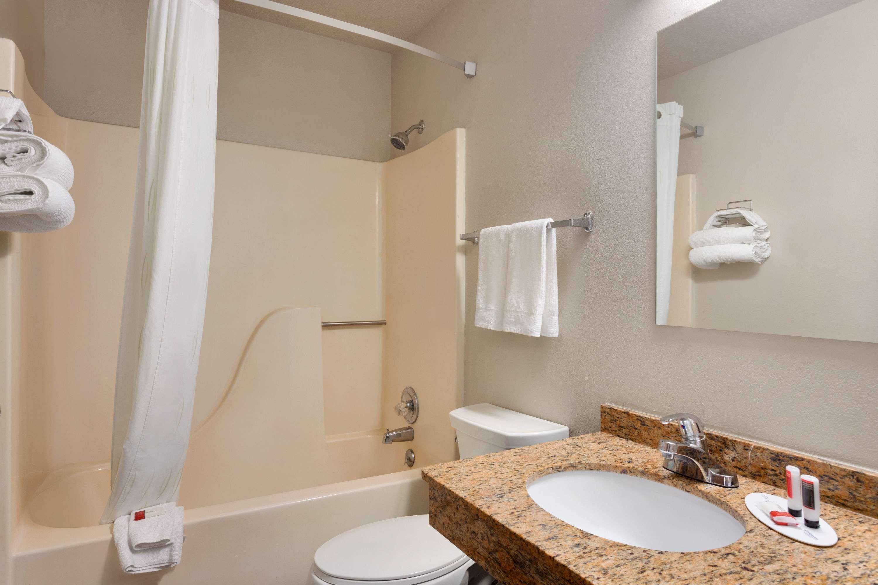 Travelodge By Wyndham Jefferson City Exteriér fotografie