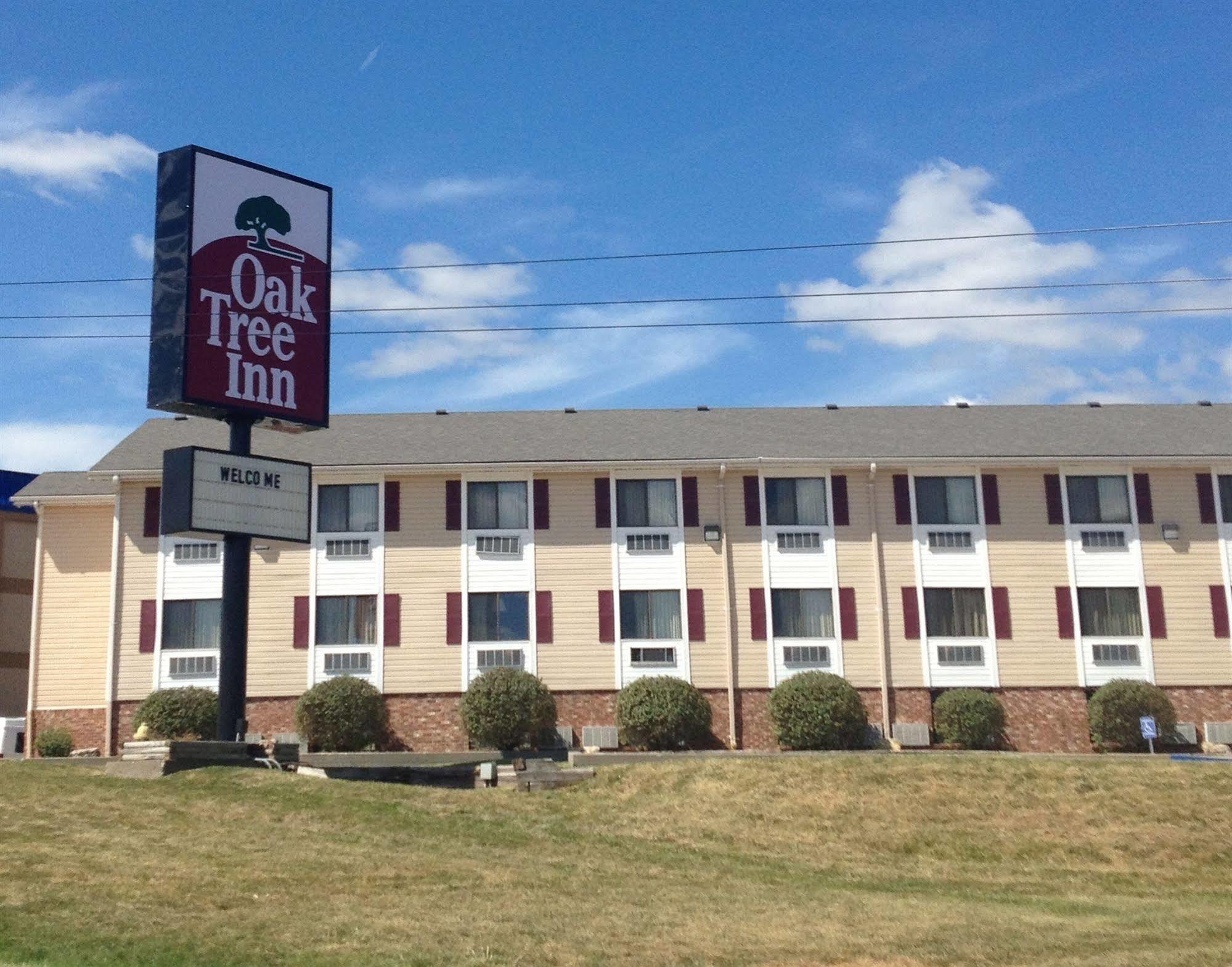 Travelodge By Wyndham Jefferson City Exteriér fotografie